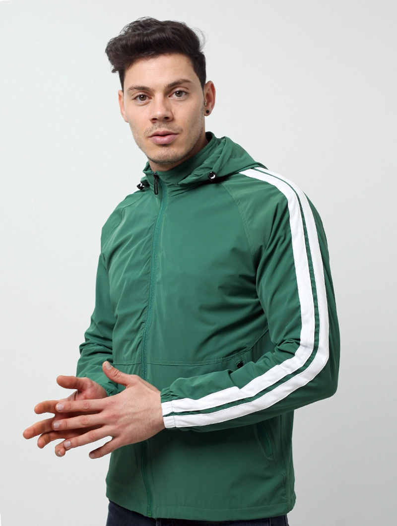 Blouson à capuche zippé